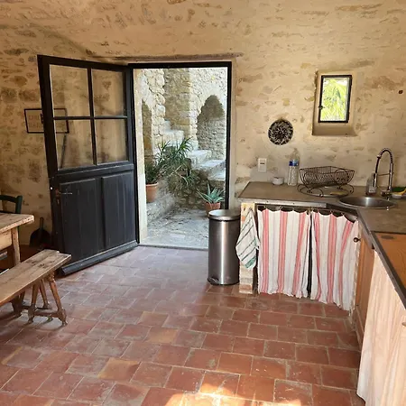 Mas Grange Neuve Guest house