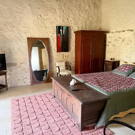 Mas Grange Neuve Guest house 3*