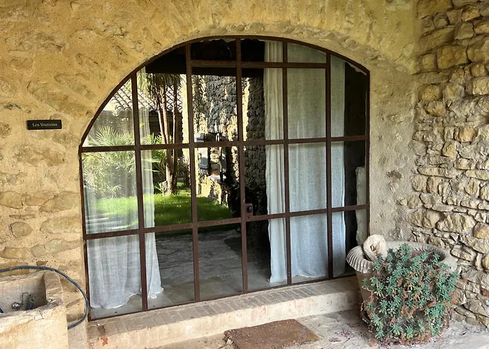 بيت ضيافة Mas Grange Neuve *